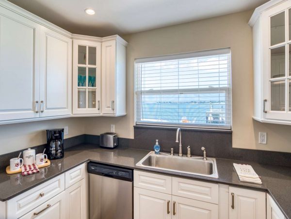 St. Augustine Home 1028081