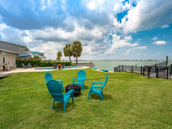St. Augustine Home 1028081