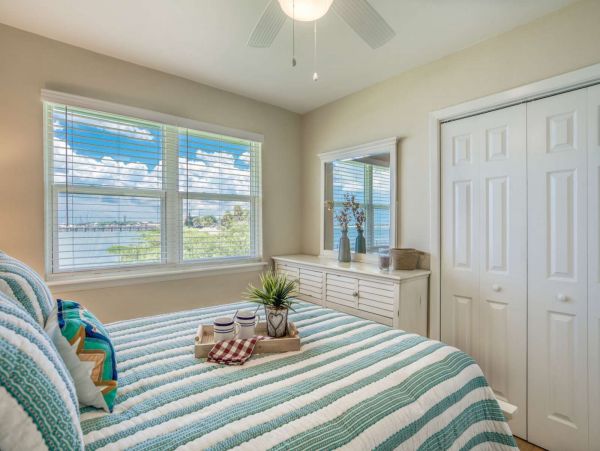 St. Augustine Home 1028081