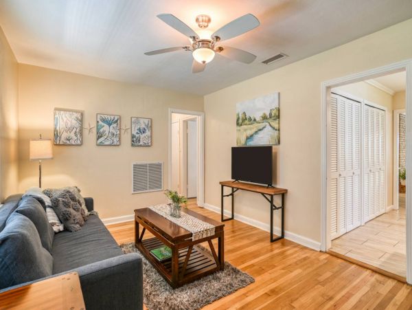 St. Augustine Home 1028082