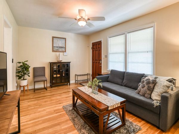St. Augustine Home 1028082
