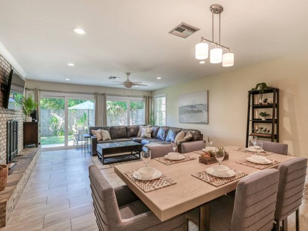 St. Augustine Home 1028082