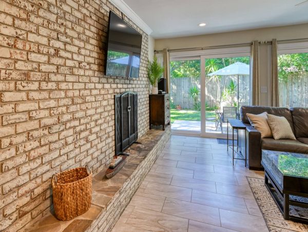 St. Augustine Home 1028082