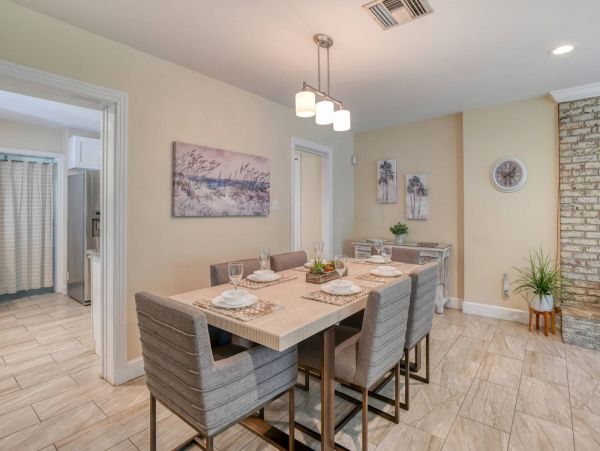 St. Augustine Home 1028082