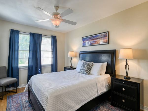 St. Augustine Home 1028082