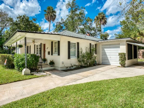 St. Augustine Home 1028082