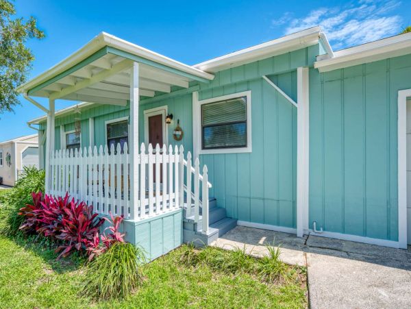 St. Augustine Home 1028083