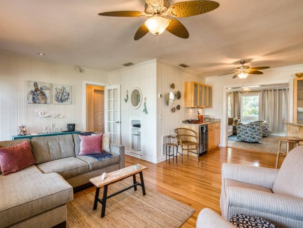 St. Augustine Four Bedroom Home with private Hot Tub