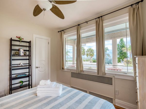 St. Augustine Four Bedroom Home with private Hot Tub