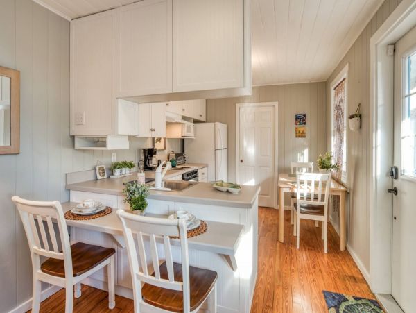 St. Augustine Four Bedroom Home with private Hot Tub