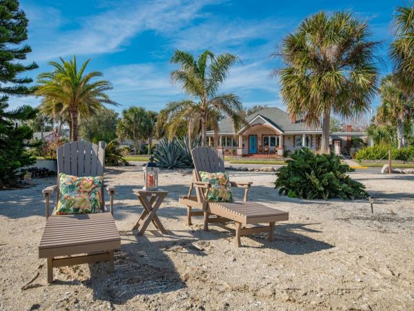 St. Augustine Four Bedroom Home with private Hot Tub