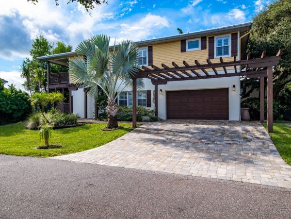 St. Augustine Home 1028090