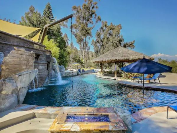 Luxury 7 Bedrooms Pool Vacation Estate in Escondido