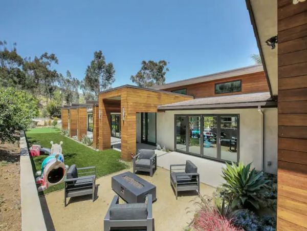 Luxury 7 Bedrooms Pool Vacation Estate in Escondido