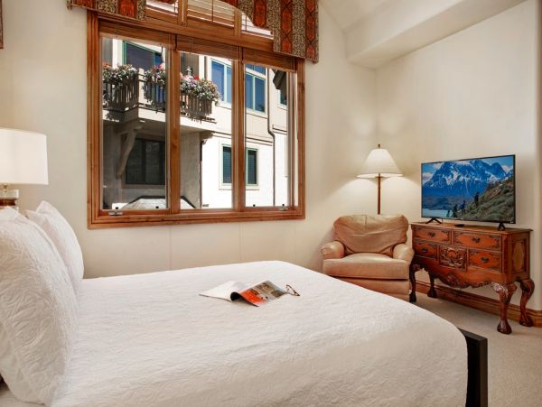 Ski In Ski Out Luxury Townhome in Beaver Creek
