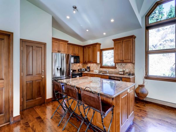 Luxury Beaver Creek Vacation Condo Four Bedroom