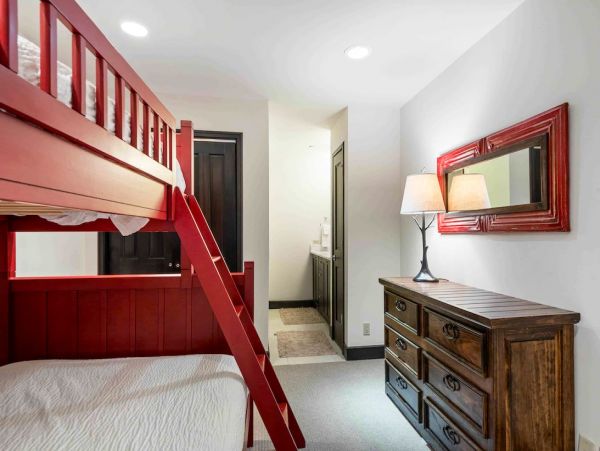 Luxury Beaver Creek Vacation Condo Four Bedroom