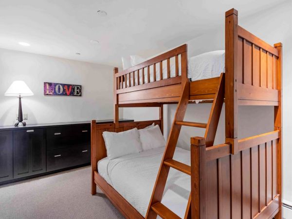 Luxury Beaver Creek Vacation Condo Four Bedroom