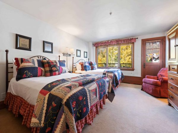 Mountain Views Vail Vacation Condo Two Bedroom