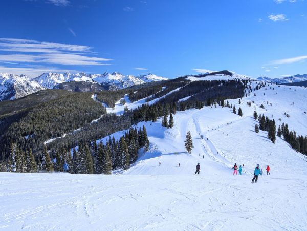 Charming 2 Bedroom Condo in Vail Sleeps 4 Mountain Views