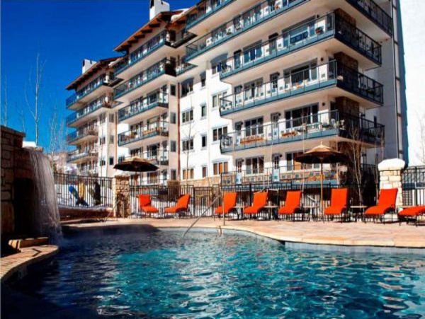 Mountain Views Vail Vacation Condo Three Bedrooms Near Gondola