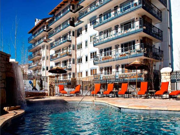 First Floor Two Bedroom Condo in Vail Ski In Ski Out