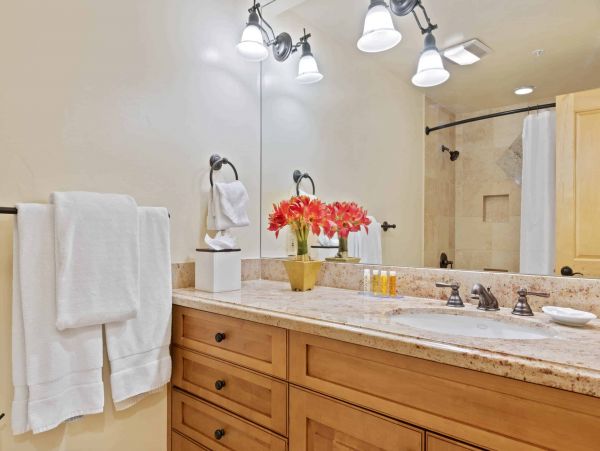 First Floor Two Bedroom Condo in Vail Ski In Ski Out