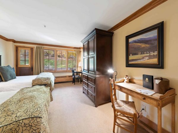 First Floor Two Bedroom Condo in Vail Ski In Ski Out