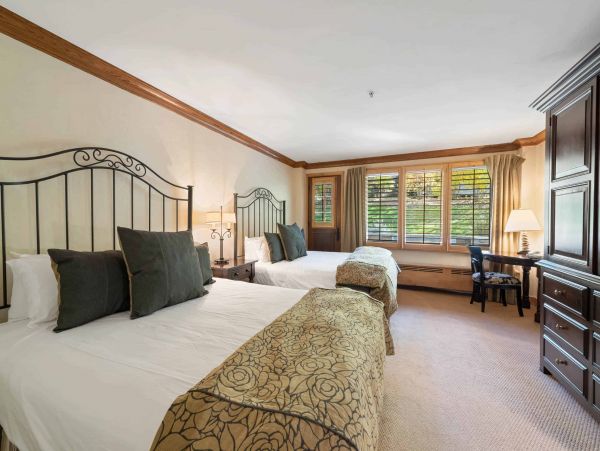 First Floor Two Bedroom Condo in Vail Ski In Ski Out