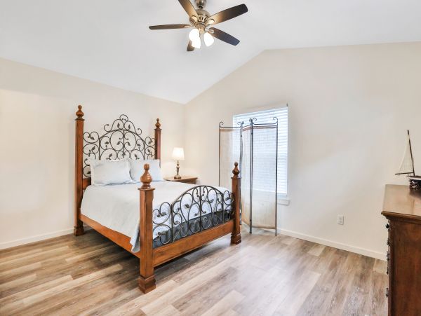 St. Augustine Home 1028111