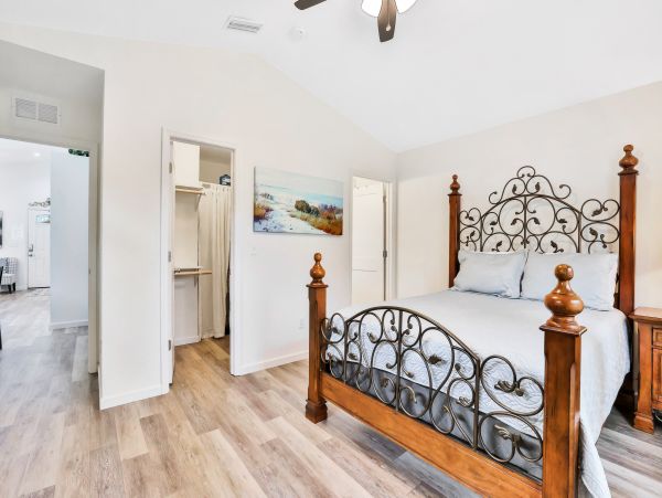 St. Augustine Home 1028111