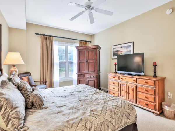 St. Augustine Home 1028113