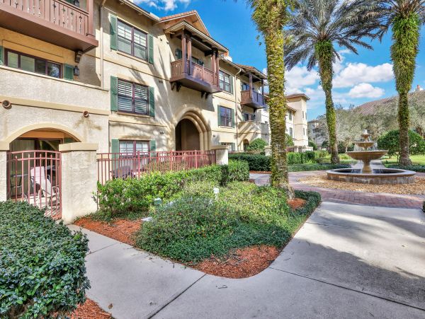 St. Augustine Home 1028115