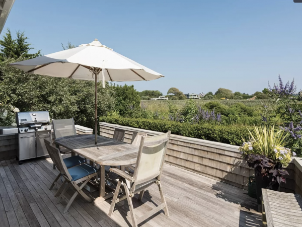 Luxurious Hamptons 6 Bedroom Beach House Ocean View