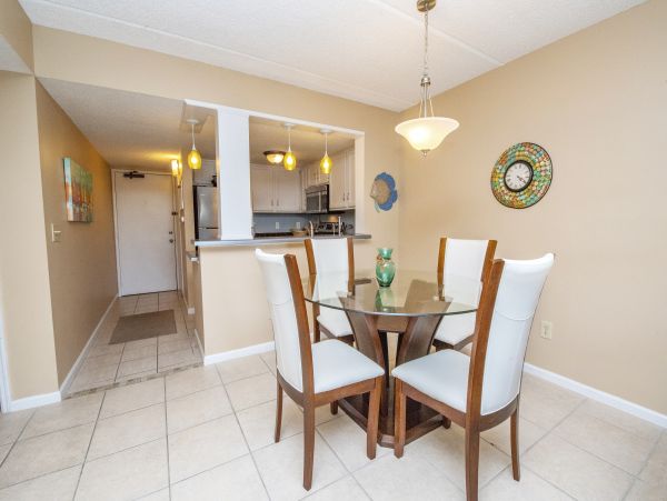 St. Augustine Home 1028119