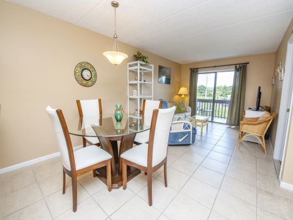 St. Augustine Home 1028119