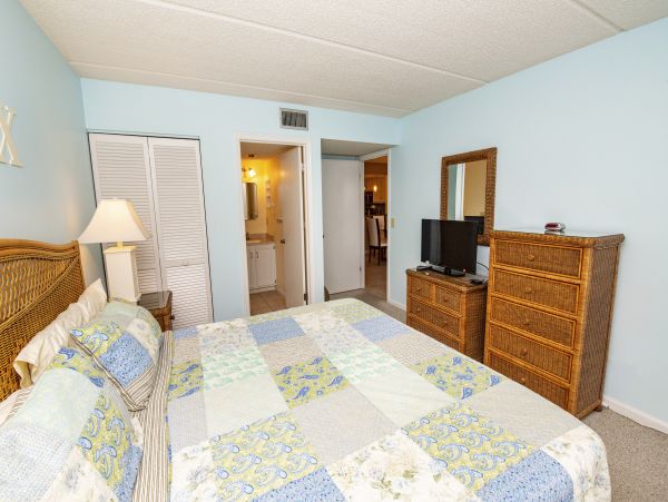 St. Augustine Home 1028119