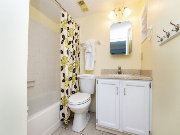 St. Augustine Home 1028119