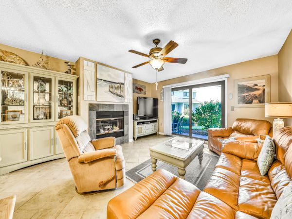 St. Augustine Home 1028120