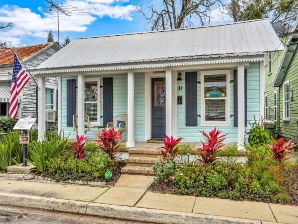 St. Augustine Home 1028122