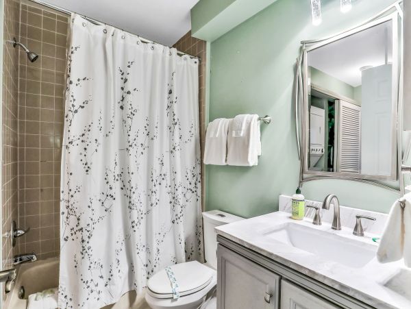 St. Augustine Home 1028124