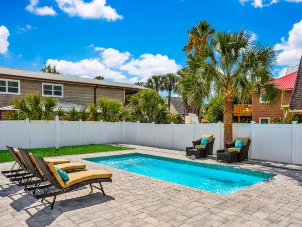 St. Augustine Home 1028125