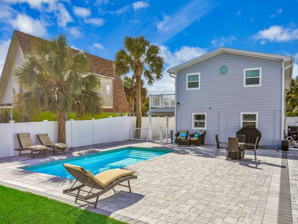 St. Augustine Home 1028126