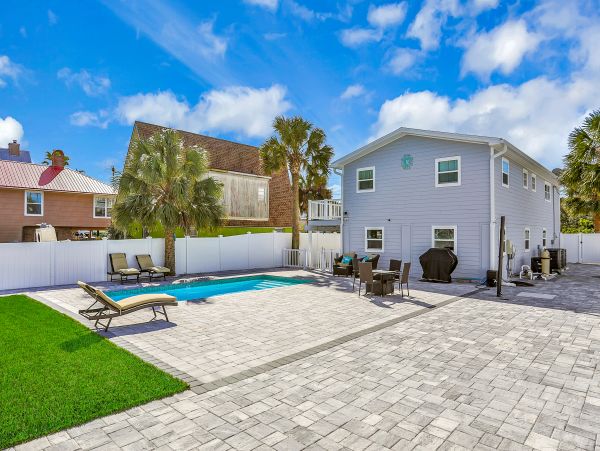 St. Augustine Home 1028126