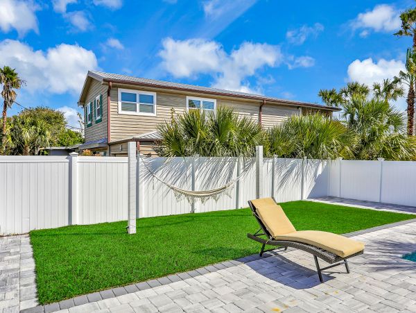 St. Augustine Home 1028126