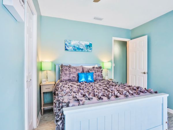 St. Augustine Home 1028127