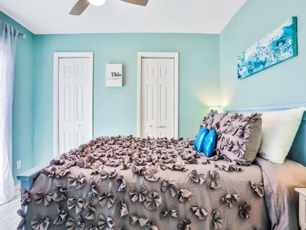 St. Augustine Home 1028127