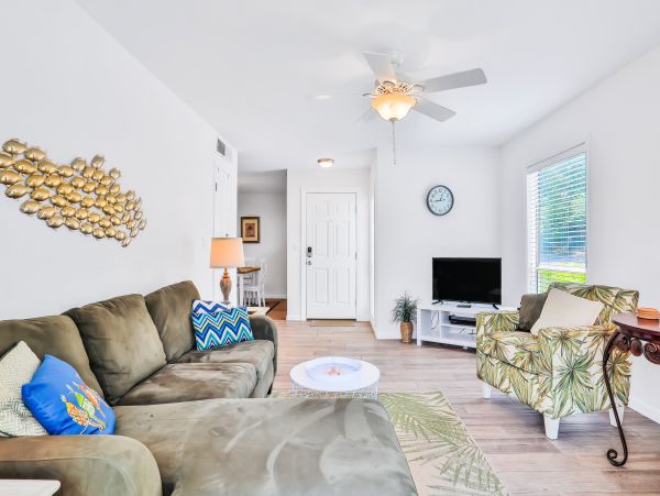 St. Augustine Home 1028128