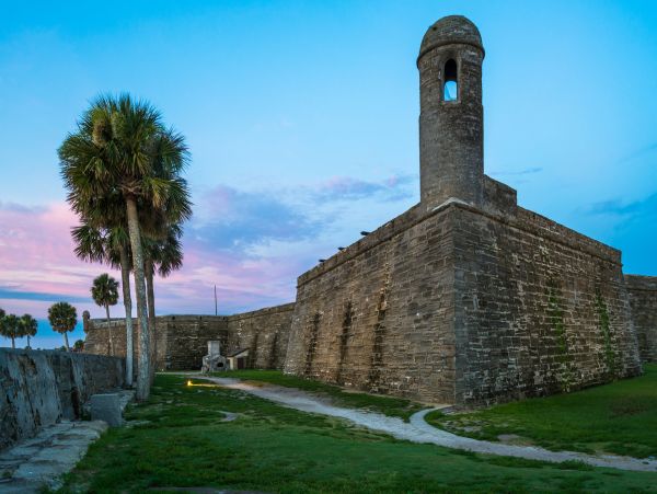 St. Augustine Home 1028132