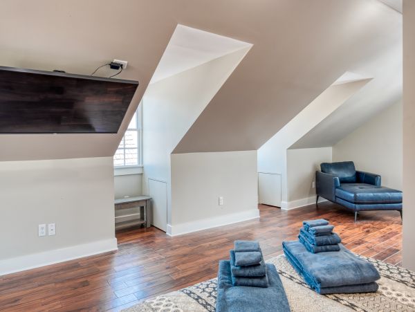 St. Augustine Home 1028135